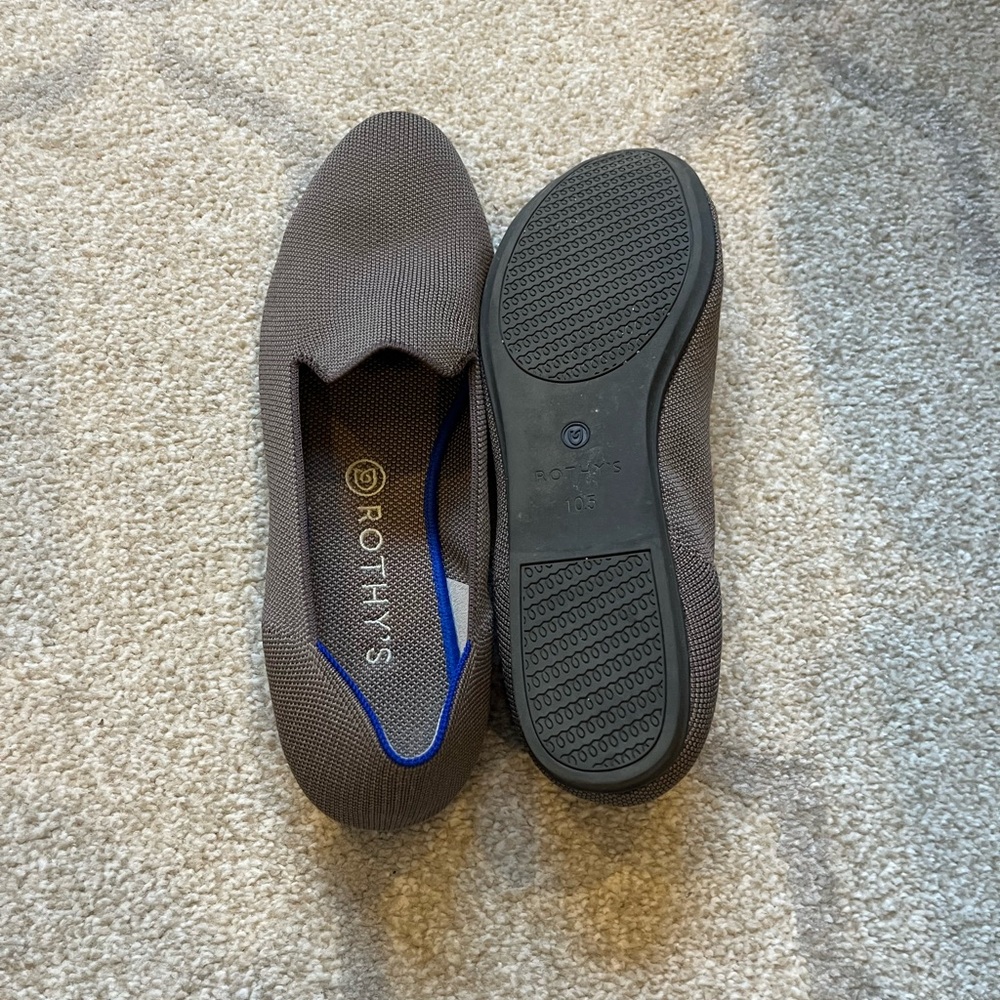 Rothy’s grey/brown color